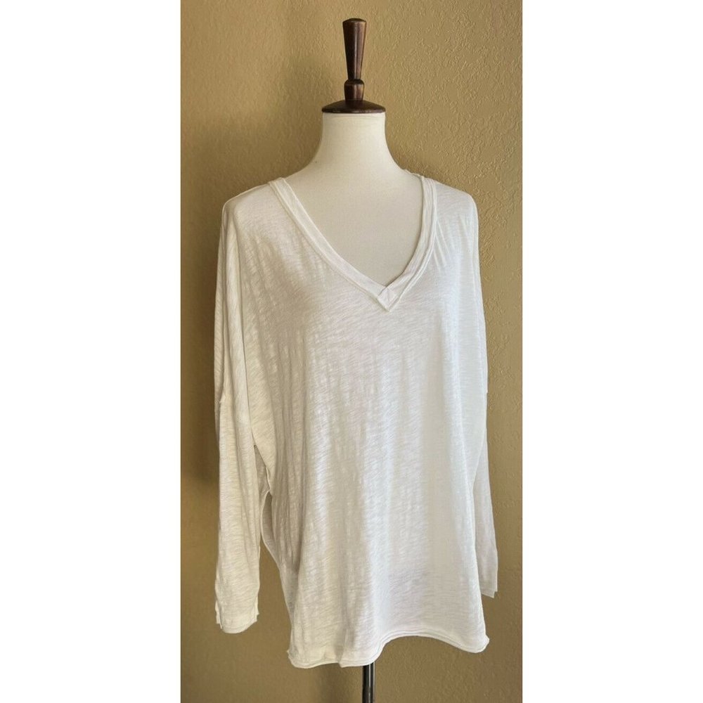 Free People Womens White On My Mind Oversized Light V-Neck Shirt By We The Free - Picture 2 of 11